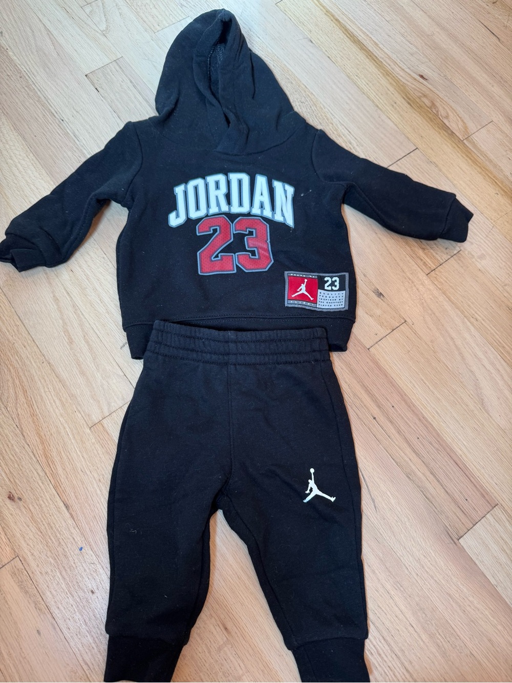 Jordan baby 2-Piece Hoodie & Joggers Set with Red 23 Detail